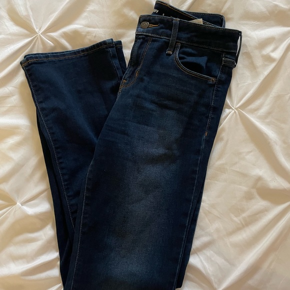 Old Navy Blue Jeans. Size 2. Mid Ride kicker boot cut. - Picture 1 of 3